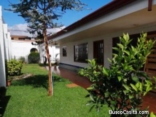CityMax Vende Casa en Santo Domingo de Heredia.