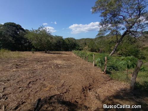 2 BELLÍSIMAS PROPIEDADES EN TAMARINDO, SANTA CRUZ, GTE.