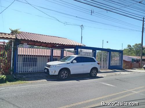 MEGA PROPIEDAD CON BELLÍSIMA CASA EN SAN ISIDRO DE ALAJUELA.