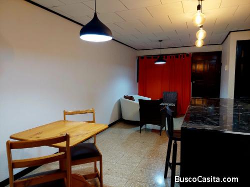 Hermosa casa en Alquiler en San Sebastián