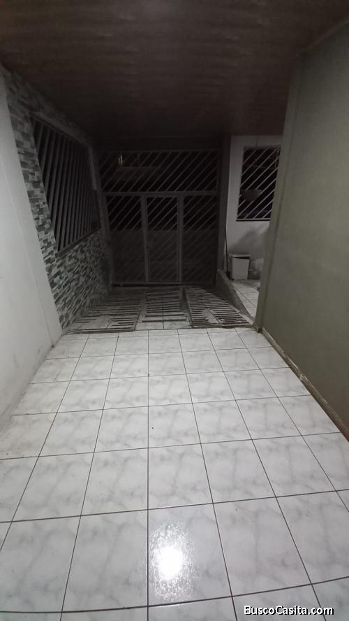 Casa en venta cerca centro Heredia Oxigeno y salida a la pista
