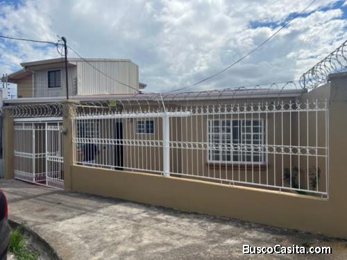 Se vende linda casa céntrica Cartago
