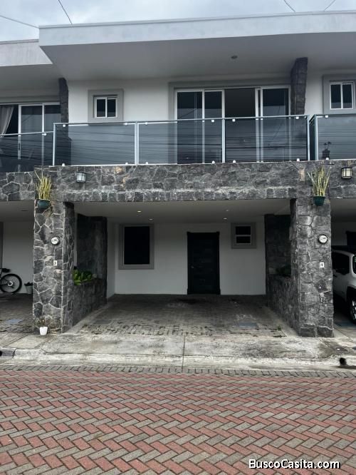 CityMax Vende Hermosa Casa en La Unión, Cartago.