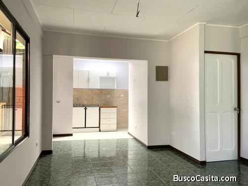Alquiler de casa en Salitral de Santa Ana