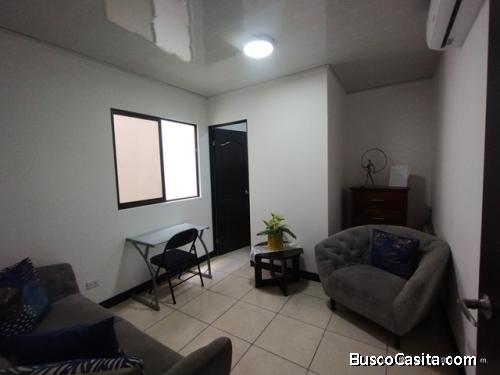 SE ALQUILA Consultorio (#159) en Alajuela.