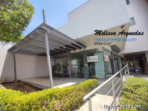 Se VENDE - ESPACIOSO Local Comercial - Naos Plaza, Heredia.