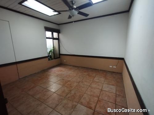 SE ALQUILA Oficina en Alajuela (#153).