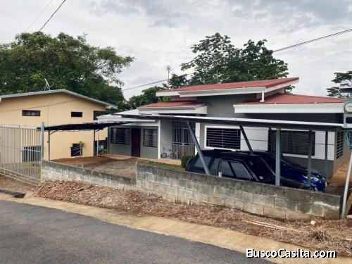 Dueño VENDE 2 casas
