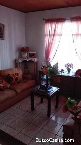 SE VENDE Casa en Alajuela (112001020).