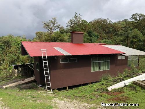 SE VENDEN 2 BELLAS FINCAS EN CORONADO, SAN JOSÉ. 