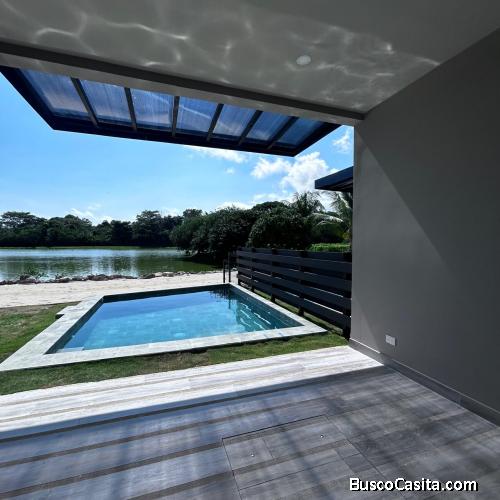 CityMax Vende Hermosa Casa con espectacular vista al Lago en Puntarenas 