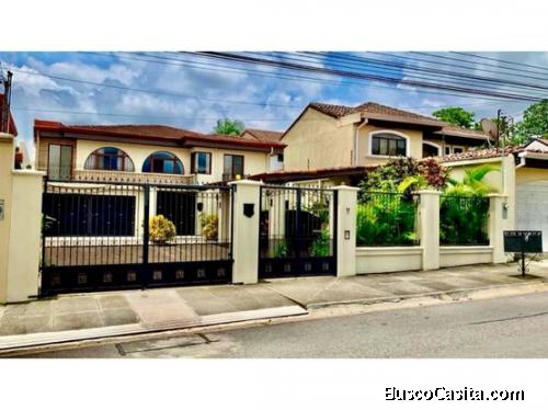 VENTA DE CASA, HEREDIA, BELÉN, CARIARI, BOSQUES DE DOÑA ROSA