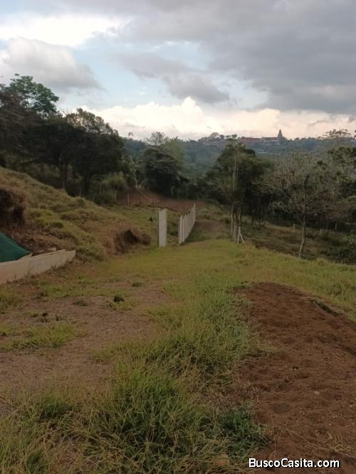 ¡Oportunidad única! Se vende terreno ideal para construir la casa de sus sueños en San Miguel de Pie