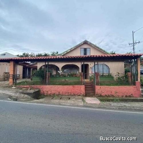 ¡APROVECHE! CASA Y LOCAL COMERCIAL EN GRECIA