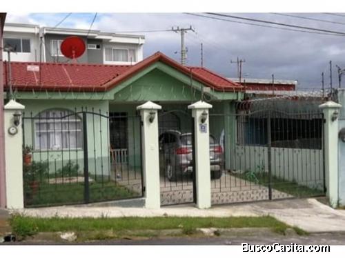 VENTA DE CASA, CARTAGO, SAN NICOLAS, URB. LOMAS DE QUIRCOT