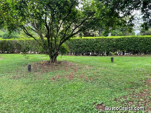 Espectacular terreno! Urge Vender. Se financia directo. 