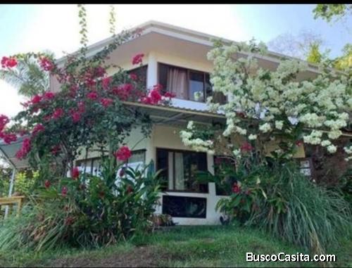 Villa con maravillosas vistas al océano y la jungla en alquiler 