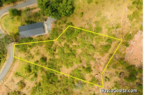 AMAZING LOT FOR SALE IN THE HEART OF THE BEAUTIFUL NEIGHBORHOODALEGRIA VILLAGE (36780 SQ.FT)