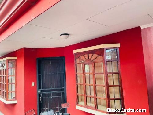 VENTA DE LOTE CON CASA