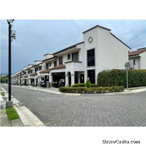 VENTA DE CASA, HEREDIA, LAGUNILLA, CONDOMINIO ATOCHA   