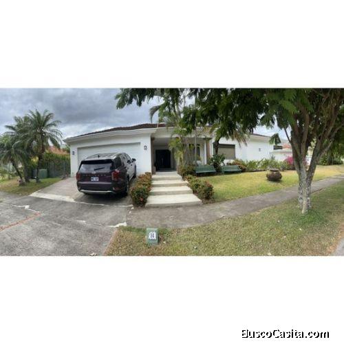 ALQUILER DE CASA, SAN JOSE, SANTA ANA, CONDOMINIO BOSQUES DE LINDORA  