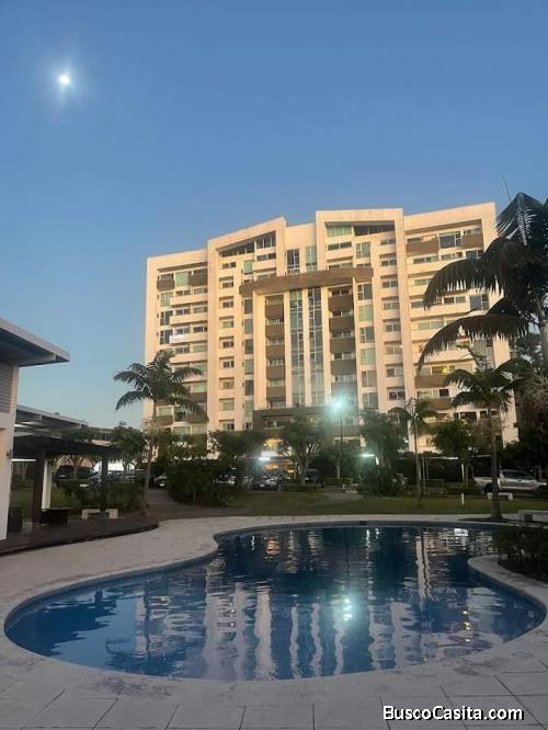 SE VENDE BELLO APARTAMENTO EN HEREDIA. 