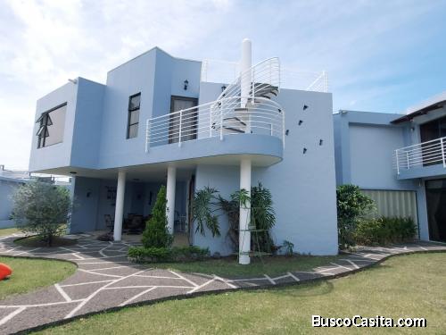 Venta de espectacular casa colonial mexicana en Ciudad Quesada San Carlos, MLS #24-929 Rebajada 