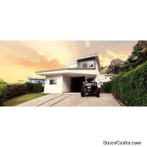 ALQUILER DE CASA EN CONDOMINIO BAMBÚ 