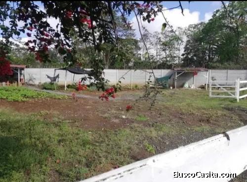 SE VENDE BELLA PROPIEDAD EN CURRIDABAT. 
