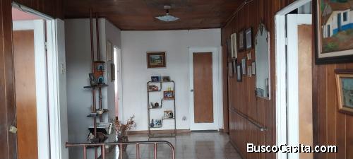 Casa en San Jose, cerca de Plaza Viquez 226 mtrs2