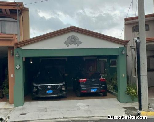 Venta de Casa en Condominio Las Marías
