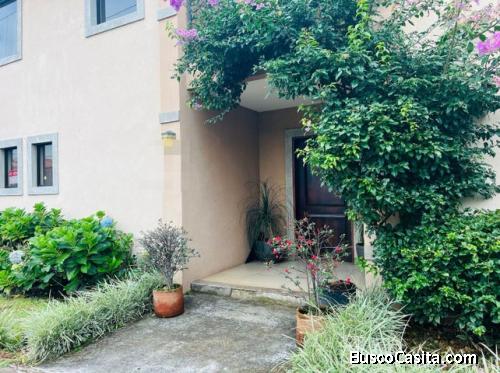 Alquiler casa en condominio San Joaquín Heredia MSL#25-1285