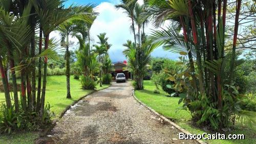  Encantadora casa en venta en Santa Elena del General