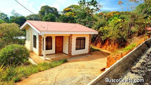 HERMOSA CASA EN VENTA EN SANTA ELENA, PÉREZ ZELEDÓN