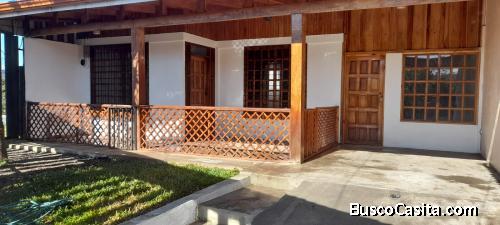 SE VENDE BELLÍSIMA CASA EN LA UNIÓN DE TRES RÍOS. 