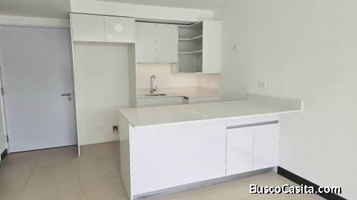 Alquiler apartamento en Cipreses Curridabat 2 parqueos