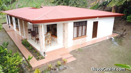 CASA EN VENTA CERCA DE LA RESERVA FUDEBIOL CON NACIENTE,PZ.