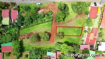 LOTE DE 394m² EN VENTA, UBICADO EN BARRIO SAN LUIS EN PZ.