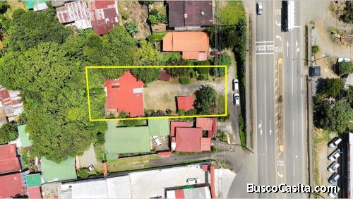 TERRENO MIXTO EN VENTA,UBICADO EN BARRIO LABORATORIO,PZ.