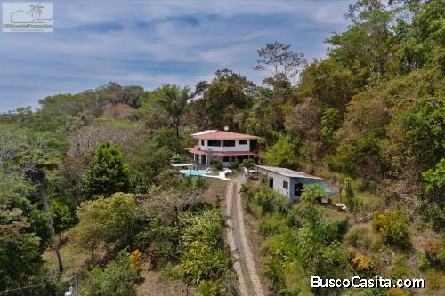 Paraíso tropical con, vistas al mar. Casa de ensueño en alquiler.