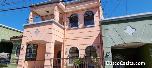 Se vende casa Condominio La Antolina 