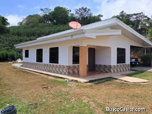 SE VENDE BELLA PROPIEDAD Y CASA EN SAN RAMÓN. 
