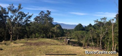 Terreno en San Isidro de Heredia (Santa Elena) 9,867 mtrs2