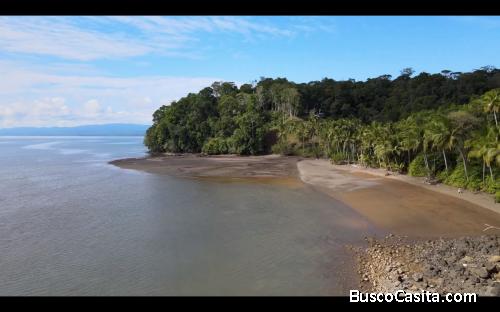 EXTRAORDINARIA FINCA PARA ECOTURISMO Y CONSERVACIÓN EN COSTA RICA