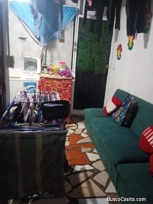 Alquilo apartamento pequeño en Río oro Santa Ana 