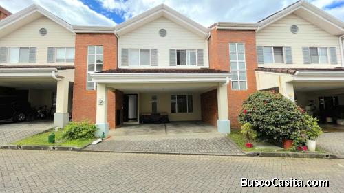 Venta de Acogedora Casa en Escazú  Mls. 26-184 OFC JB