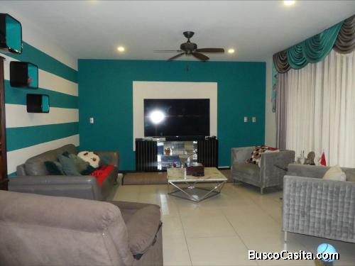 Venta de Preciosa Casa en Escazú  Mls. 25-1213 OFC JB
