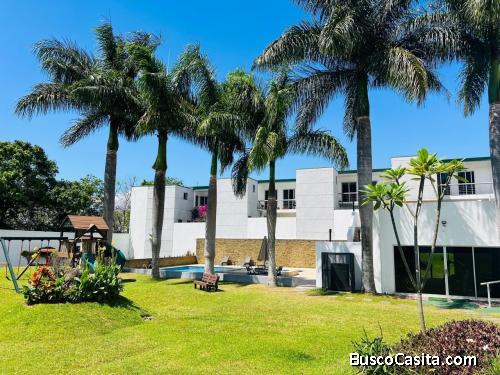Venta de Casa Amueblada en Condominio Exclusivo de Escazú  Mls. 25-1473 OFC JB