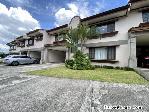 Venta de Casa de Lujo en Guachipelin, Esaczú  Mls. 25-228 OFC JB