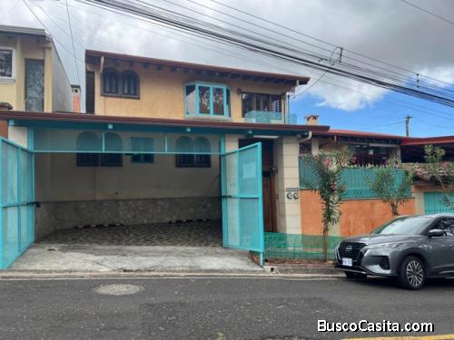 Alquiler de Cómoda Casa en Curridabat, San José  Mls. 26-722 OFC JB